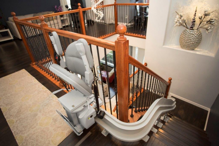 Elite Curved Stairlift 4